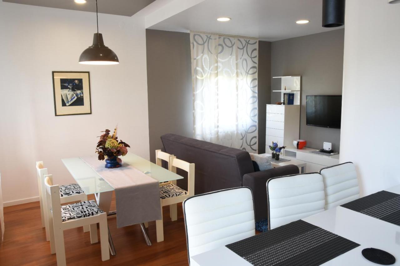 Api Apartment Zagreb Buitenkant foto