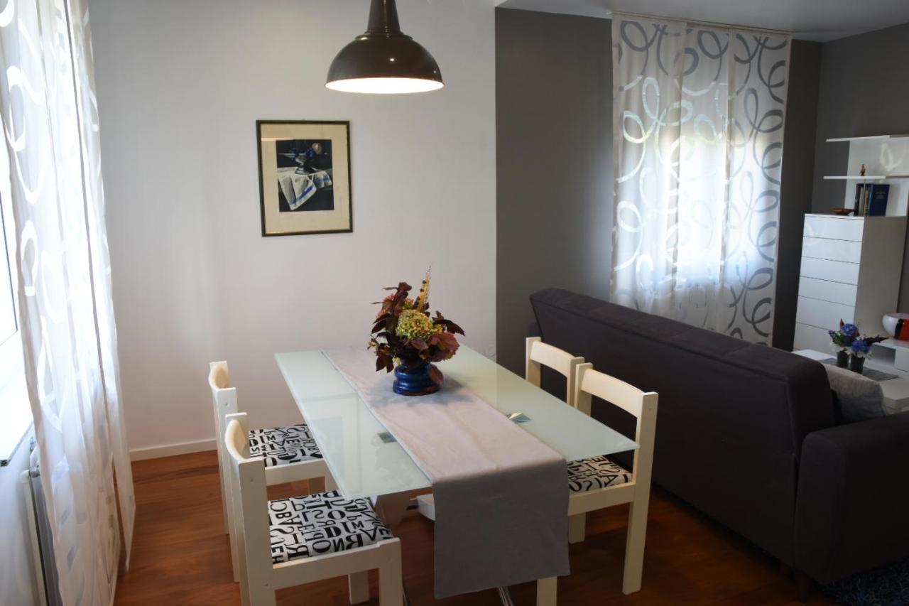 Api Apartment Zagreb Buitenkant foto