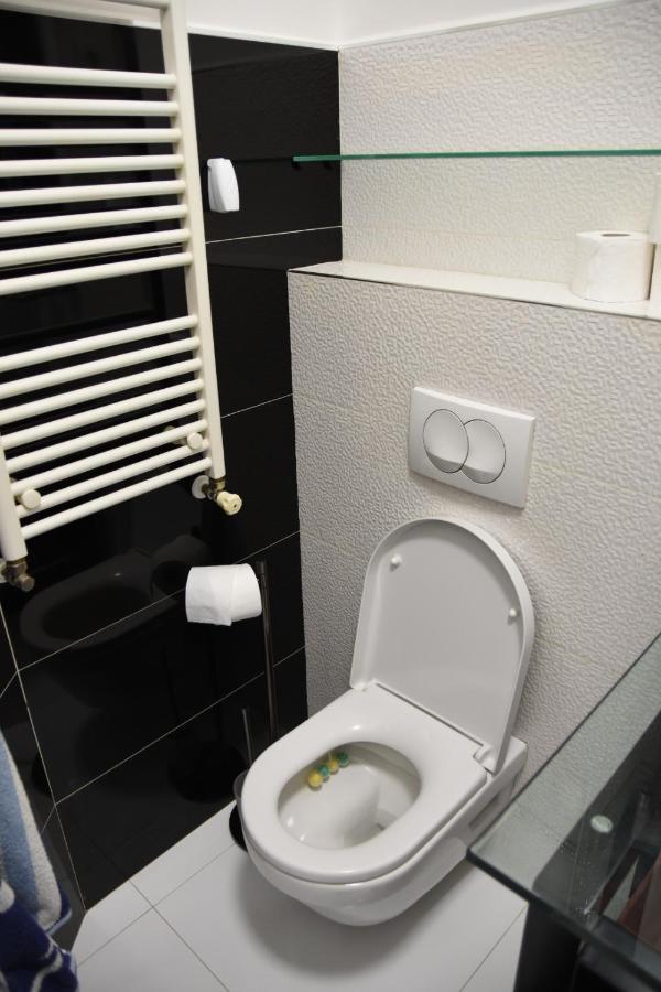 Api Apartment Zagreb Buitenkant foto
