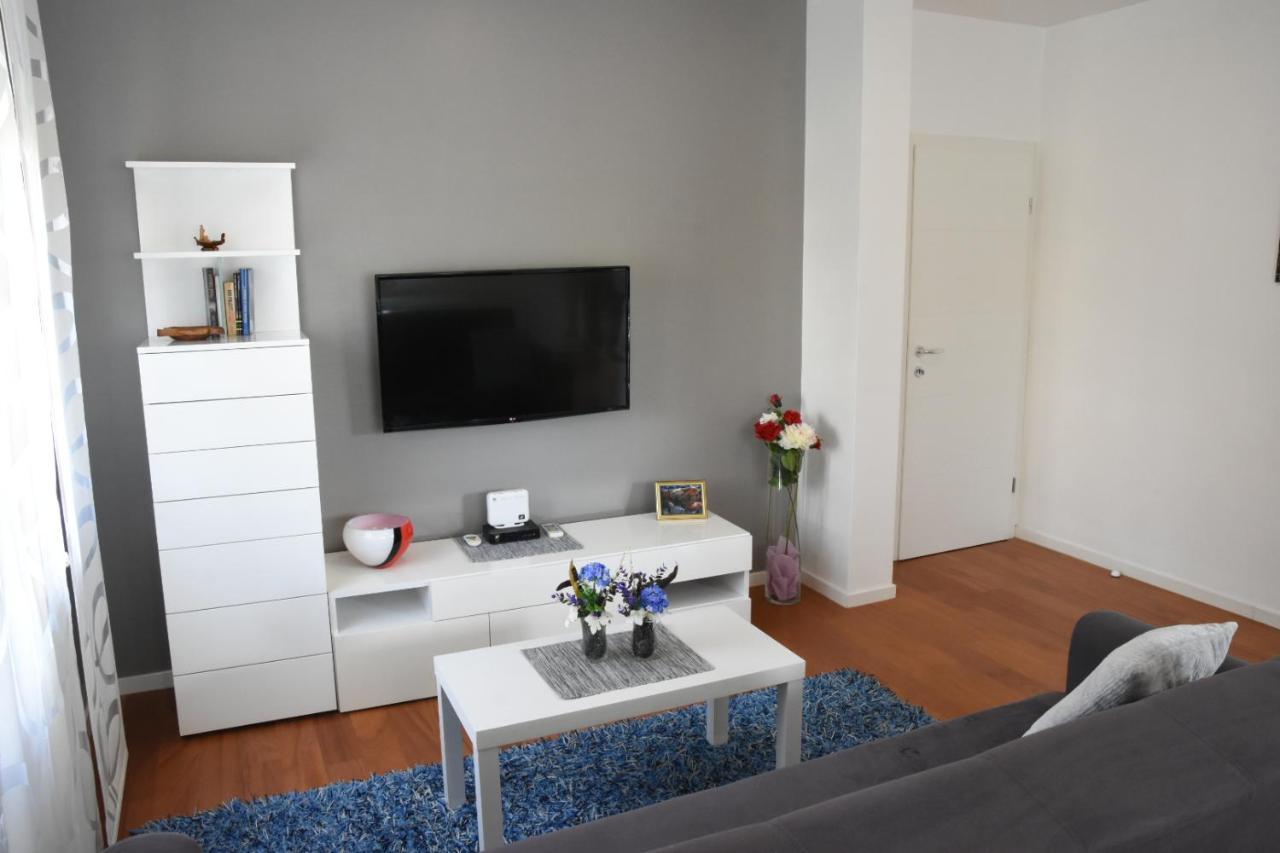 Api Apartment Zagreb Buitenkant foto