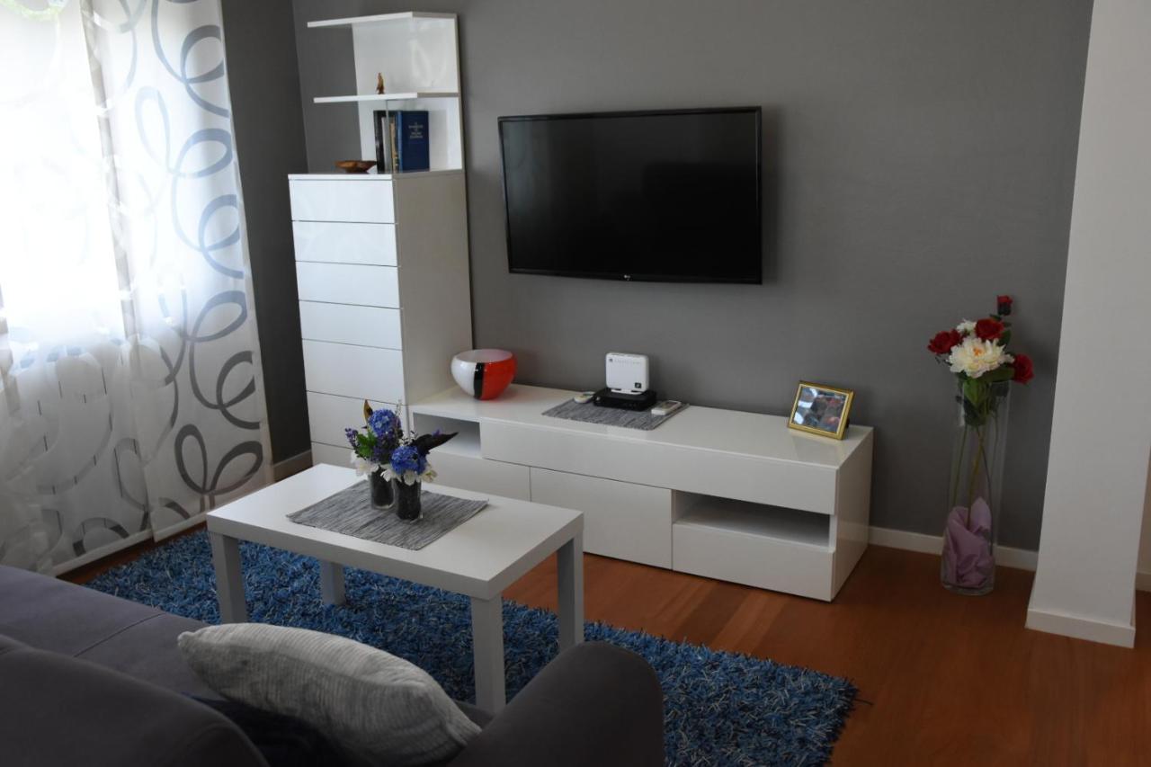 Api Apartment Zagreb Buitenkant foto